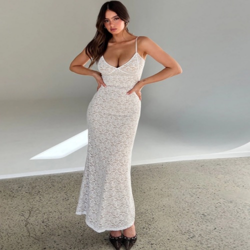 Die Anatomie eines Abendkleides entschlüsseln: Was macht es besonders?